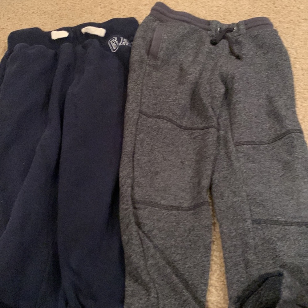 Lot of 2 pairs Boys sweatpants.
